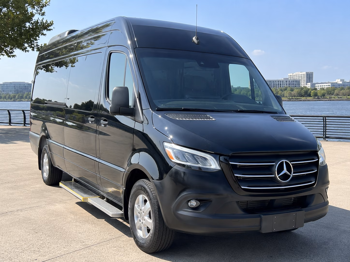 san bernardino bus rentals for california road trips and arizona travel